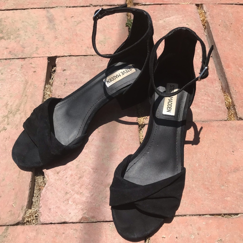 Steve Madden Suede Heels